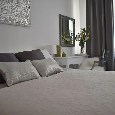 Apartment Centre Vivere Split